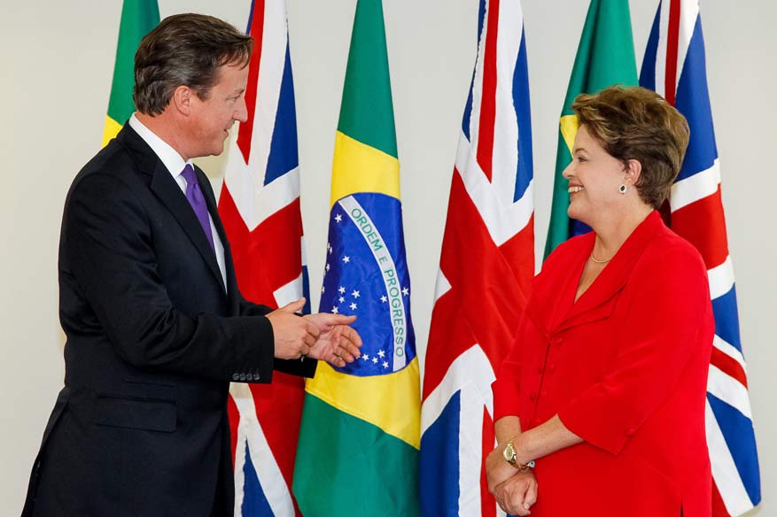 01out12-dilma-cameron