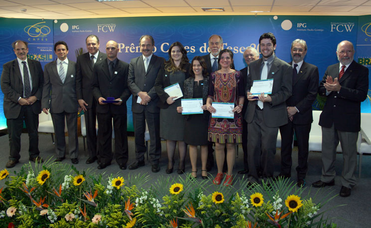 02-PCT2011-premiados-11072012