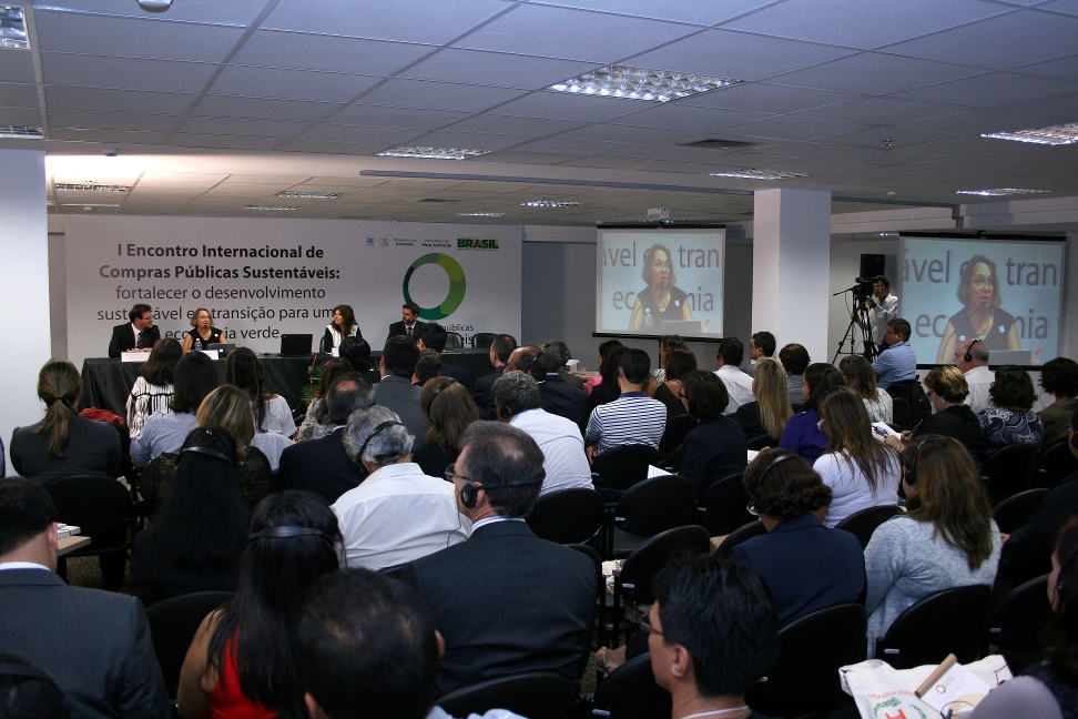 26.04.12.1SemInternComprasPublicasSustentaveis-GF-154