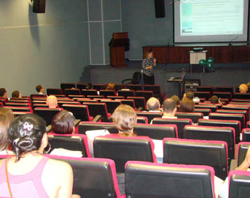 Treinamento do uso do Portal de Periódicos na UCB