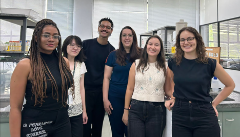 Imagem: Alunos de Laura: Beatriz Oliveira, Bianca Kurashima, Davi Fialho, Laura Carvalho, Sofia Farias e Maisa Sennes (Arquivo pessoal)