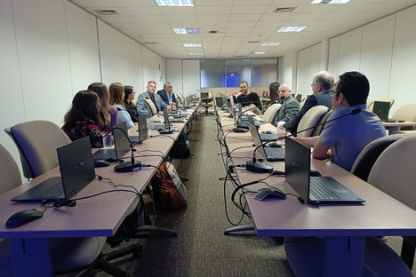 Tratativas de curso de Cultura Oceânica têm ocorrido na sede da CAPES, em Brasília (Crédito: Guilherme Pera - CGCOM/CAPES)