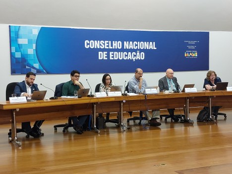 Imagem: CAPES participa da reunião do CNE (Willian Santos - CGCOM/CAPES)