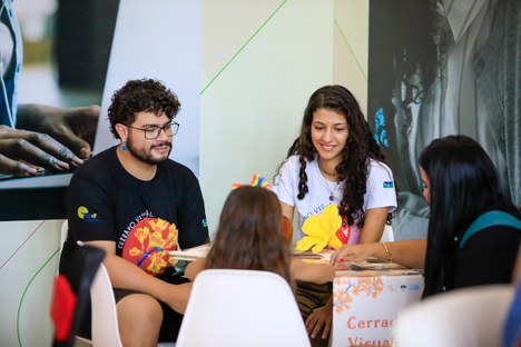 Imagem: Trabalhos de bolsistas expostos na SNCT (Naiara Demarco - CGCOM/CAPES)