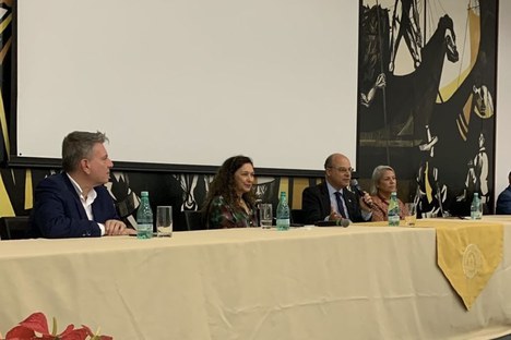 Imagem: CAPES participa do 1º Seminário do Instituto Nacional e Ciência e Tecnologia Política Educacional e Trabalho Docente – INCT (Divulgação)