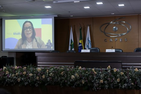 Imagem: Denise Pires de Carvalho, presidente da CAPES (Ester Cruz - CGCOM/CAPES)