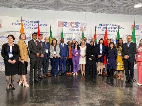 Imagem: Reunião de Educação do Brics tem participação da CAPES (Divulgação)