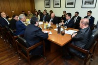 Governo recebe Alto Comissário das Nações Unidas para Refugiados e cobra posicionamento da ONU em relação à ditadura venezuelana