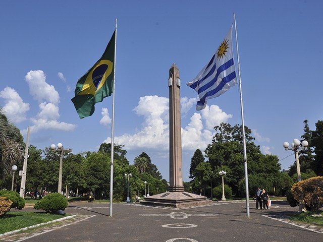 Fechamento de fronteiras