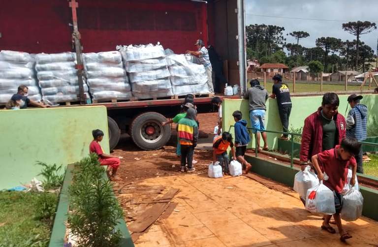 5 mil cestas básicas e kits de higiene para comunidades indígenas do Paraná