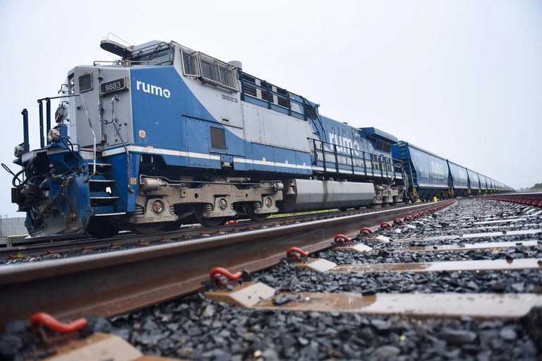 Inaugurado trecho da Ferrovia Norte-Sul entre Goiás e São Paulo