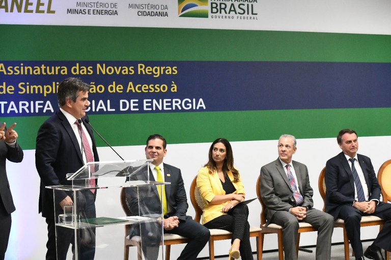 Governo Federal anuncia adesão simplificada à Tarifa Social de Energia Elétrica