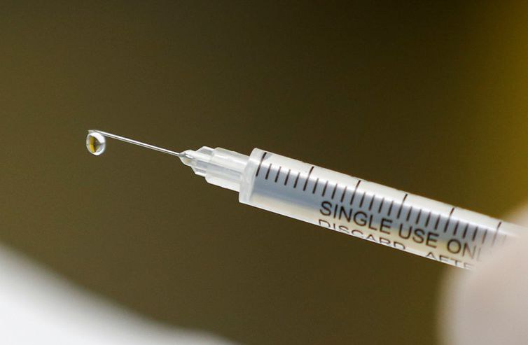 Chegam ao Brasil mais doses de vacinas bivalentes contra a Covid-19