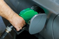 Governo Federal solicita informações sobre incidência de tributos nos preços de combustíveis