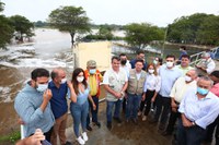 Casa Civil e Ministério da Cidadania visitam áreas atingidas pelas fortes chuvas em Teresina (PI)