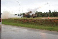 Comitiva visita o Comando de Artilharia do Exército, em Formosa (GO)