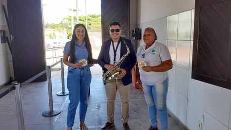 Alegria das ferroviárias na estação de Bebedouro