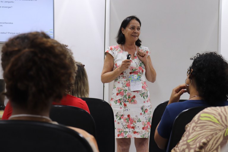 Amenônia Ferreira em sua fala na INAC 2024 (Foto: Deivid Oliveira)