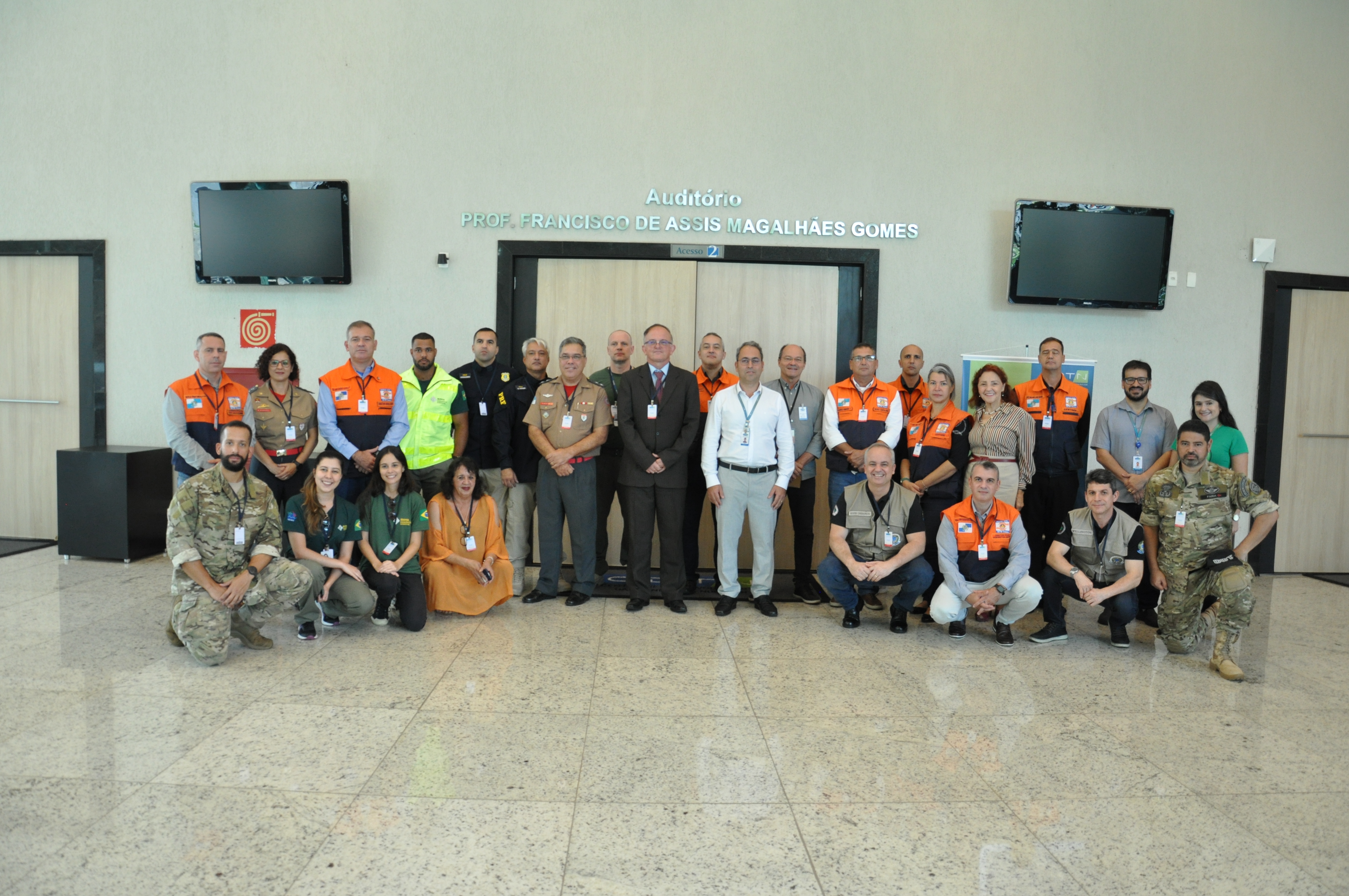 Integrantes do Sistema de Proteção ao Programa Nuclear Brasileiro realizam visita ao campus do CDTN