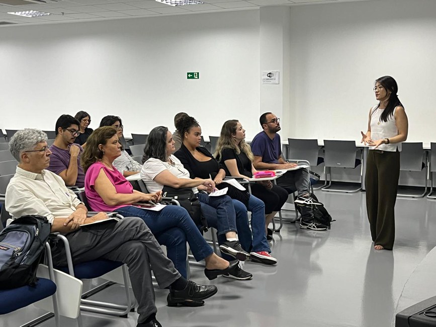 Visita dos estudantes de pós-graduação da Unicamp ao Cemaden.