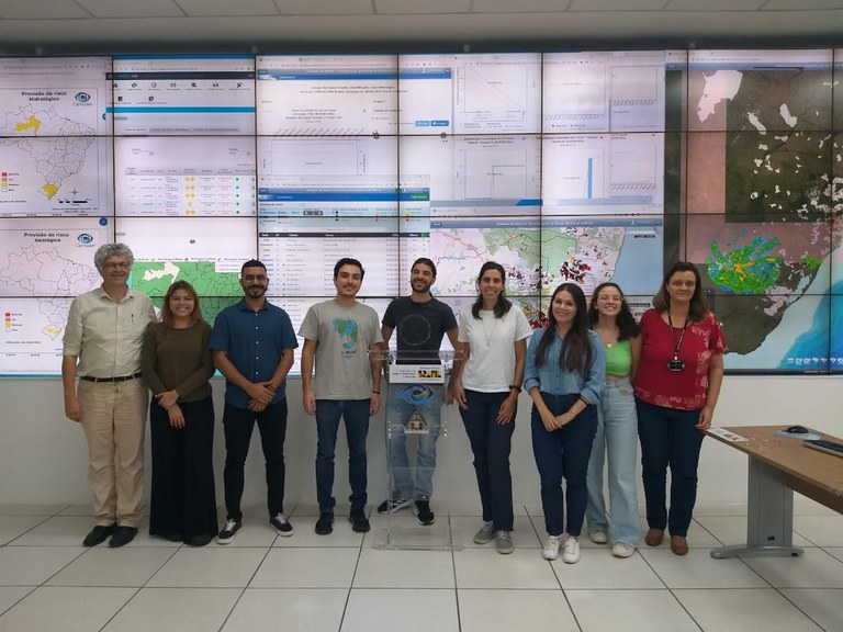 Foto Visita da Unicamp - 05 maio de 2023.JPG