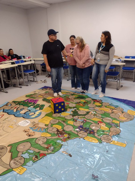 Foto Curso Especialização SC- Cemaden Educação - Jogo da Trilha (julho 2023).jpg