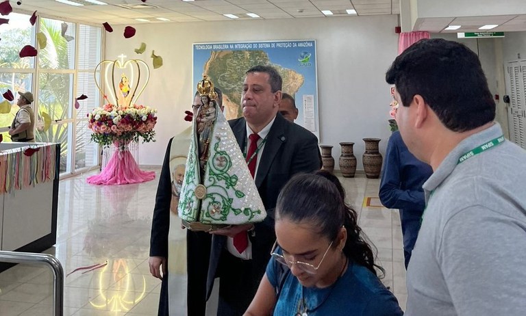 Centro Regional do Censipam em Belém recebe a visita da Imagem Peregrina de Nossa Senhora de Nazaré