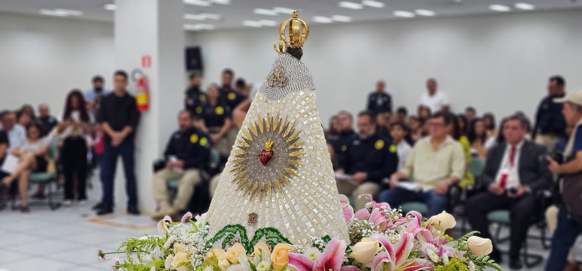 CRBE recebe imagem de Nossa Senhora