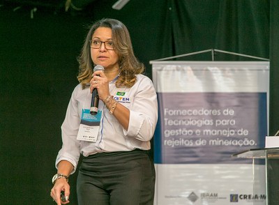 Silvia França na 2ª Edição do seminário Fornecedores de tecnologias para gestão e manejo de rejeitos da mineração