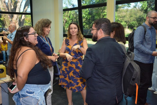 Participantes do evento conhecendo as instalações do AMINOTEM