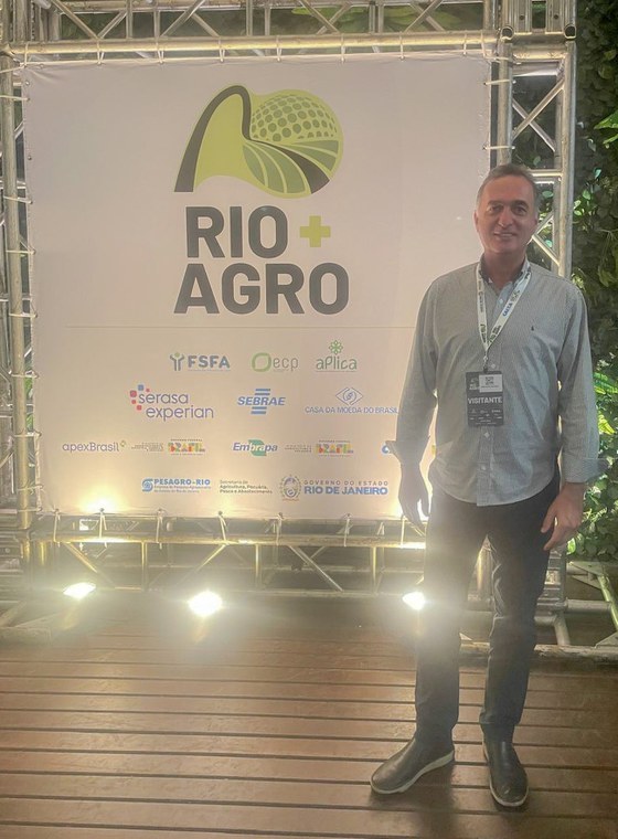 Adelson de Castro representando o CETEM no RIO+AGRO