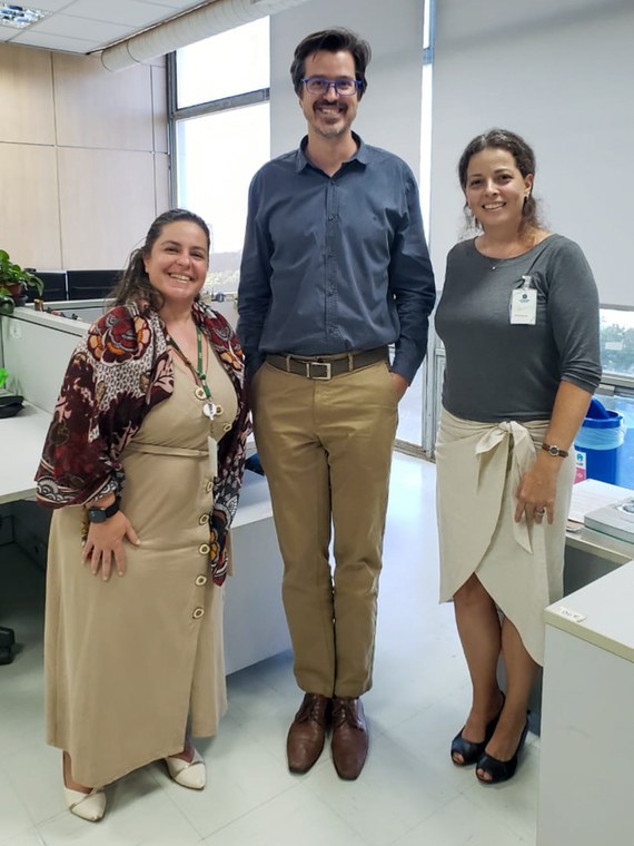 Sabrina Andrade, Eduardo Rocha Dias Santos e Lúcia Helena Xavier