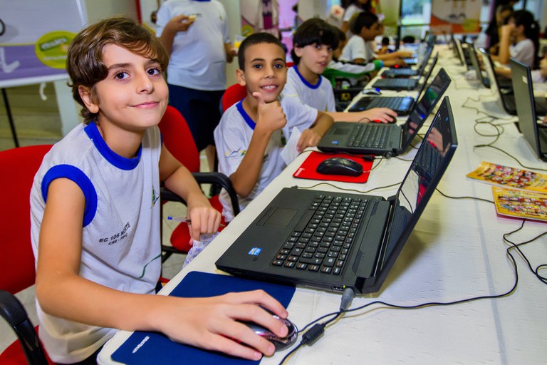 Portaria estende alcance do programa "Um Por Todos e Todos por Um!"