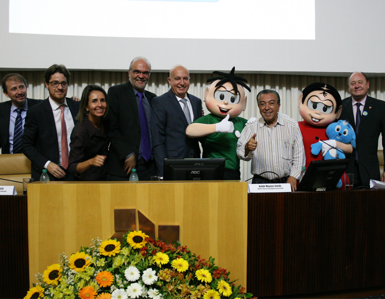 CGU e MEC firmam parceria para ampliar programa “Um por Todos e Todos por Um!”