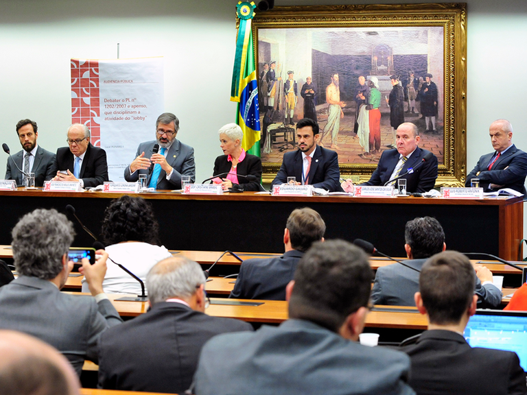 Torquato Jardim debate regulamentação do lobby na Câmara dos Deputados 