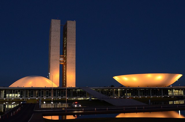 Senado aprova PL de participação e defesa do usuário de serviços públicos