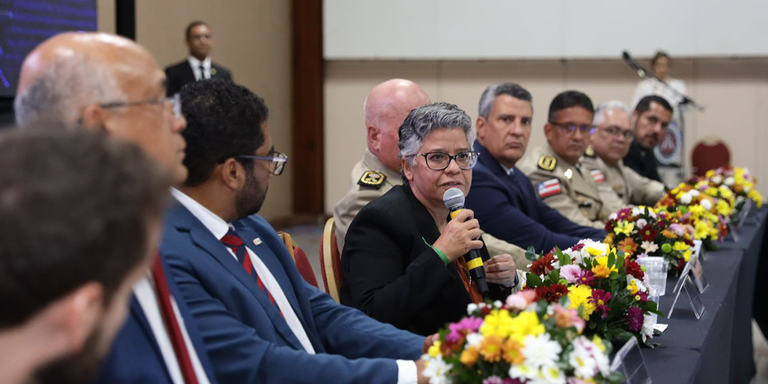 Ministra substituta da CGU destaca a importância do controle interno em evento na Bahia