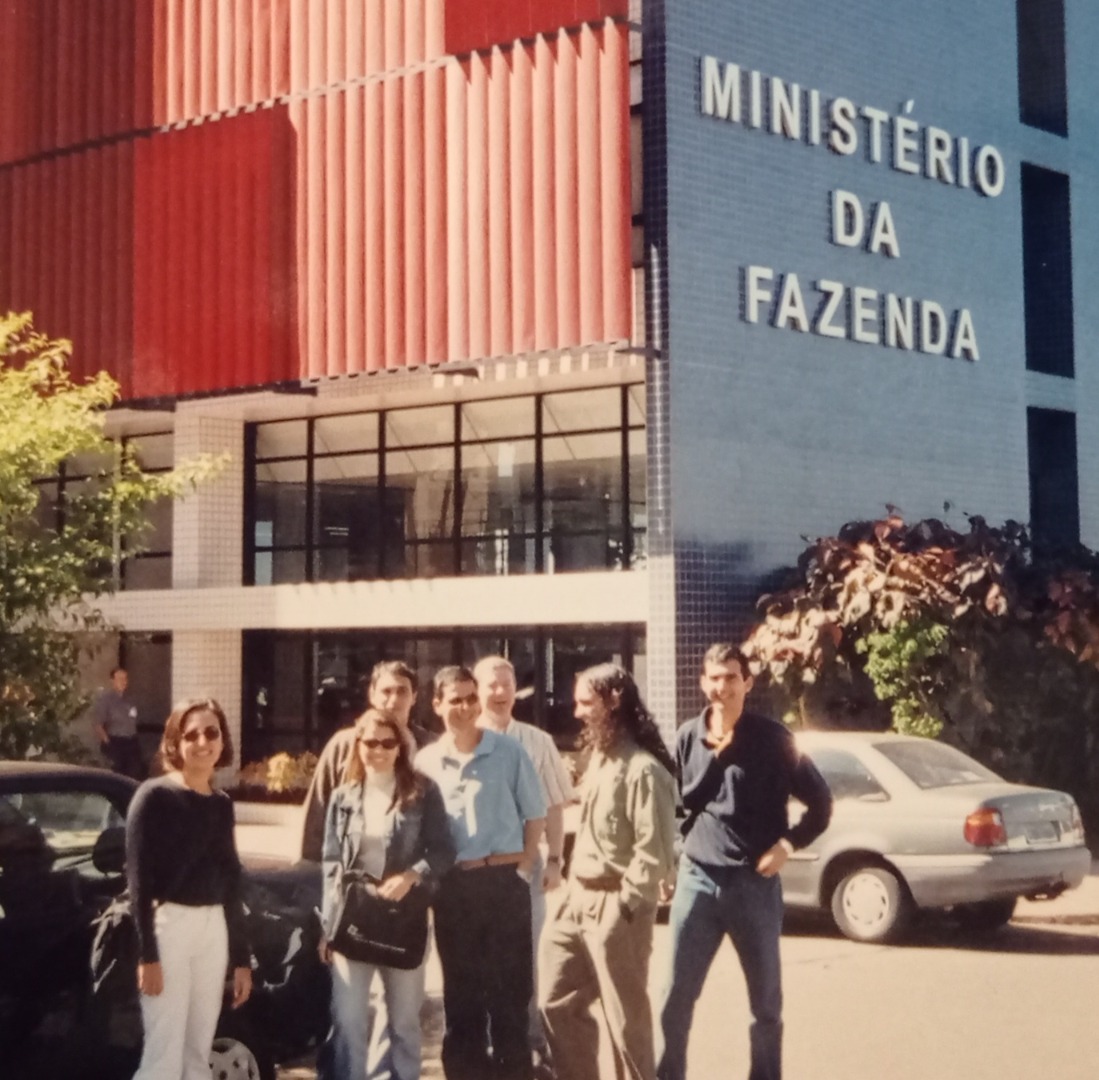 Turma do Curso de Formação do Concurso de 2002 para Analista de Finanças e Controle