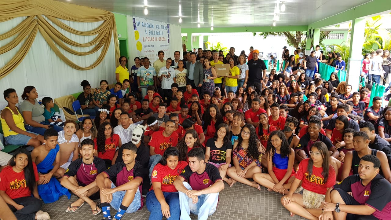 Entrega da premiação a escola vencedora do CDR - categoria Mobilização- Escola Cidadã - Itabuna-BA