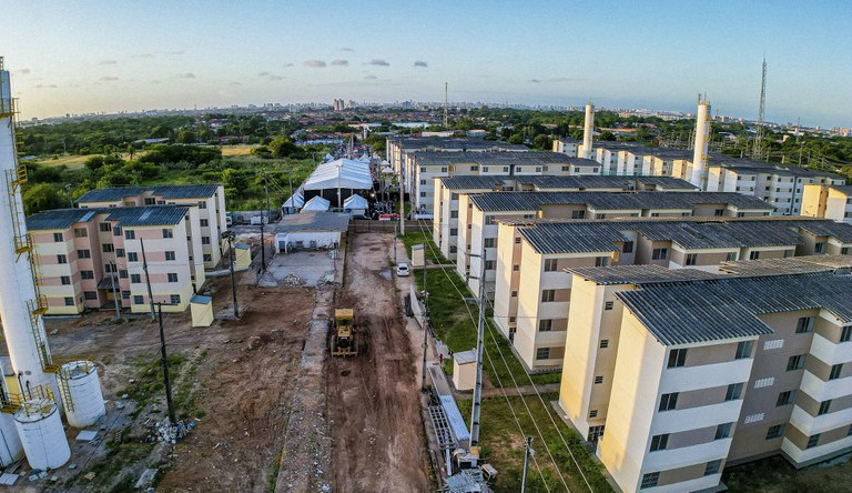 Famílias desabrigadas do Rio Grande do Sul podem ter casas construídas em terrenos próprios por meio do FNHIS