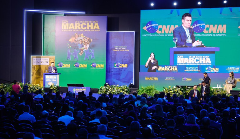 Jader Filho anuncia que MCMV para municípios com menos de 50 mil habitantes será lançado em breve
