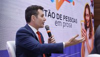 Ministro das Cidades destaca importância do trabalho em equipe em palestra sobre "Foco, organização e gestão"