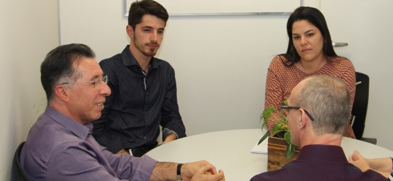 Presidente do CNS reúne-se com deputado estadual Valdeci Oliveira (PT-RS)