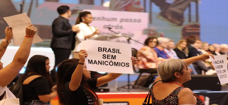 Brasil Sem Manicômios.jpg