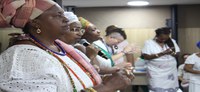 Ato político e culto afro marcam encontro do CNS e defendem o SUS como espaço de práticas antirracistas