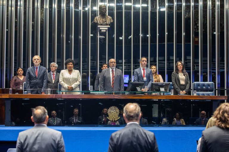 Biblioteca Nacional é homenageada pelos seus 214 anos em sessão solene no Senado