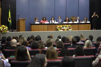 Cultura presente: ministras abrem Semana da Mulher