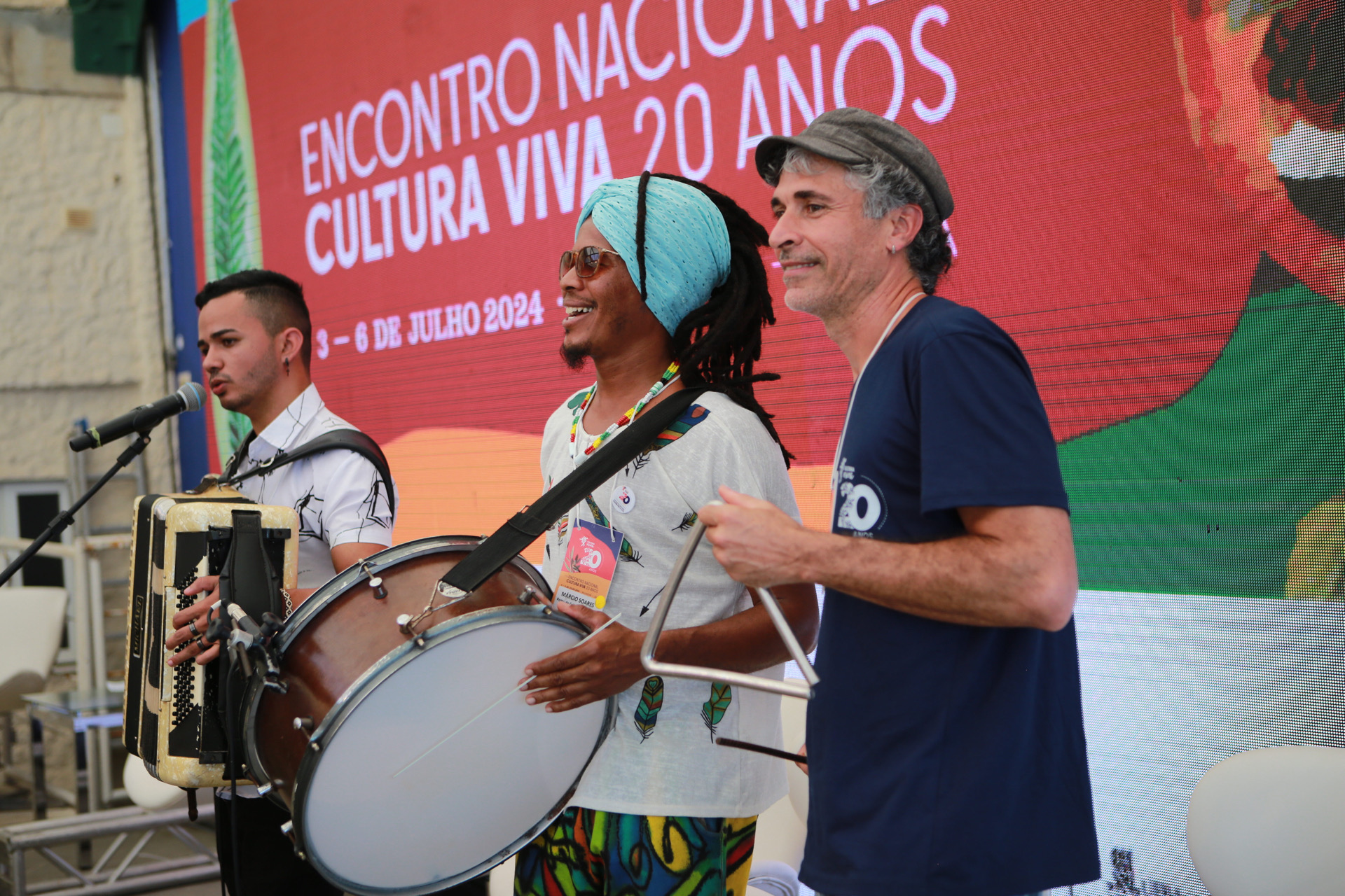 Segundo dia de atividades foi marcado também pelo lançamento de publicações