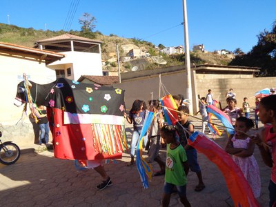 MG_Padre Paraíso - Casinha de Cultura Pintando o Sete.jpg