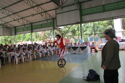 TO_Palmas - Cia Aleathorium Circus - Núcleo de Mediação Popular em Saúde.jpg